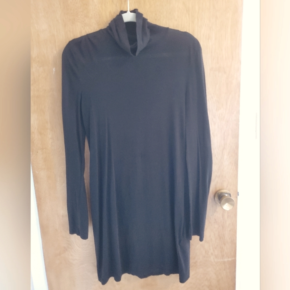 Turtle neck mini dress